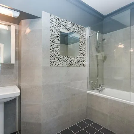 Sleeps 10 With Wifi Letterfrack